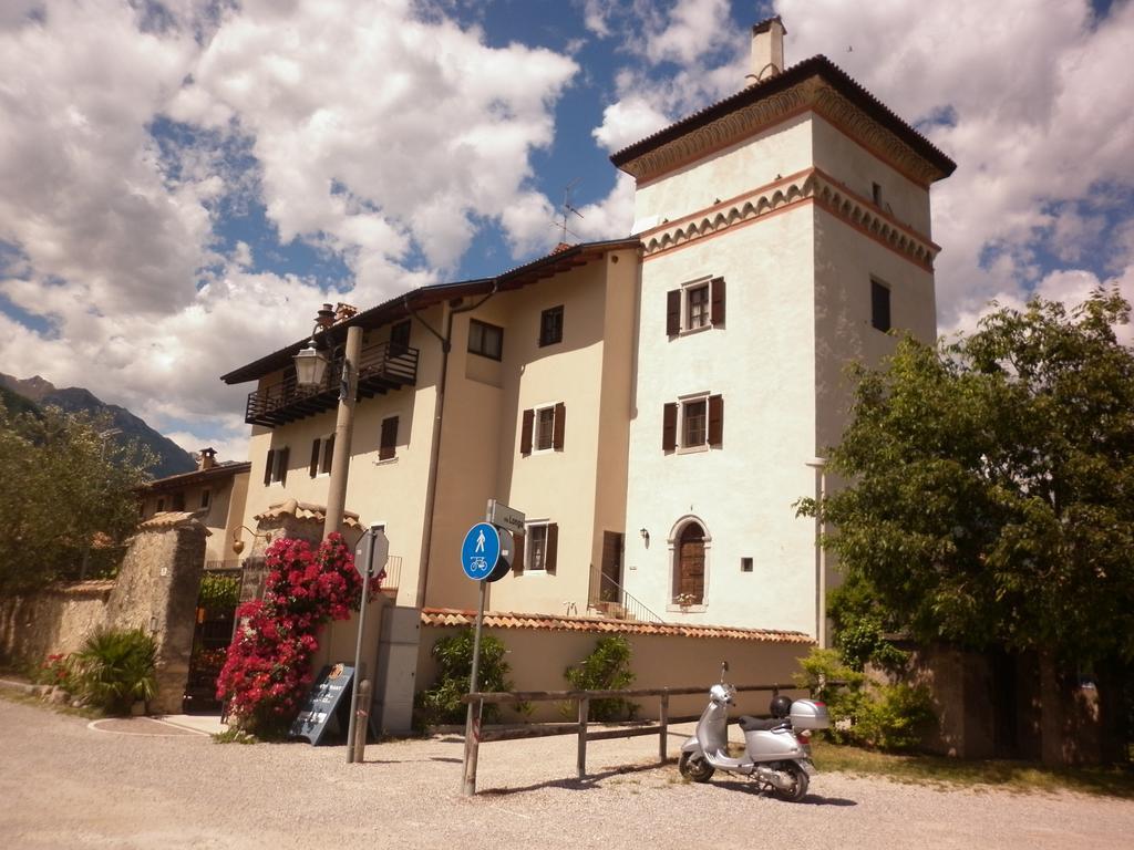 Residence La Colombera Riva del Garda Exterior photo
